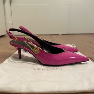 Versace safety pin 55 sling back pumps in hot pink
